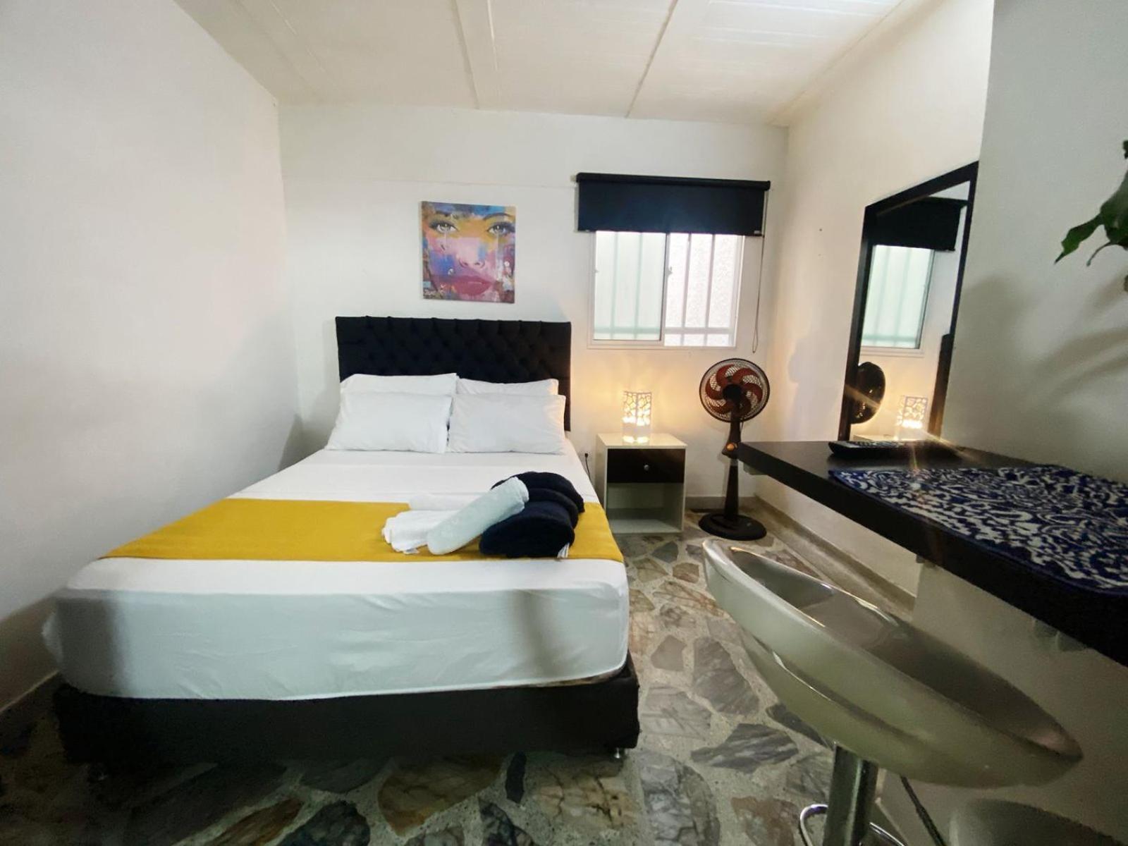 Aparta Rosales Aparthotel *